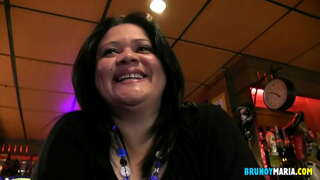 הולך לעשות בדיקה רווקות, מחממים את חברה של הכלה, ולעתים קרובות polvazo