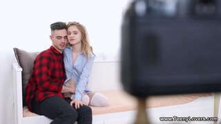 Teeny Wapenzi - Nini ajabu katika eneo hilo!