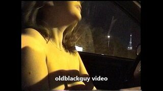 Oldblackguy ਲੱਗਦਾ ਹੈ ਡੇਬੀ ਜਗਾ ਵਿੱਚ ਨੰਗੀ ਜਨਤਕ