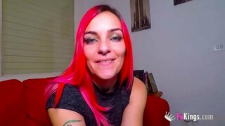 Mimi nina Sarita, na mimi nina gonna kufanya BF wangu MKONO/FOOTJOB YEYE SI KUSAHAU...