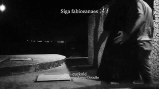 Yolulela. Hotwife safada namorando na rua com o amigo bem endowed